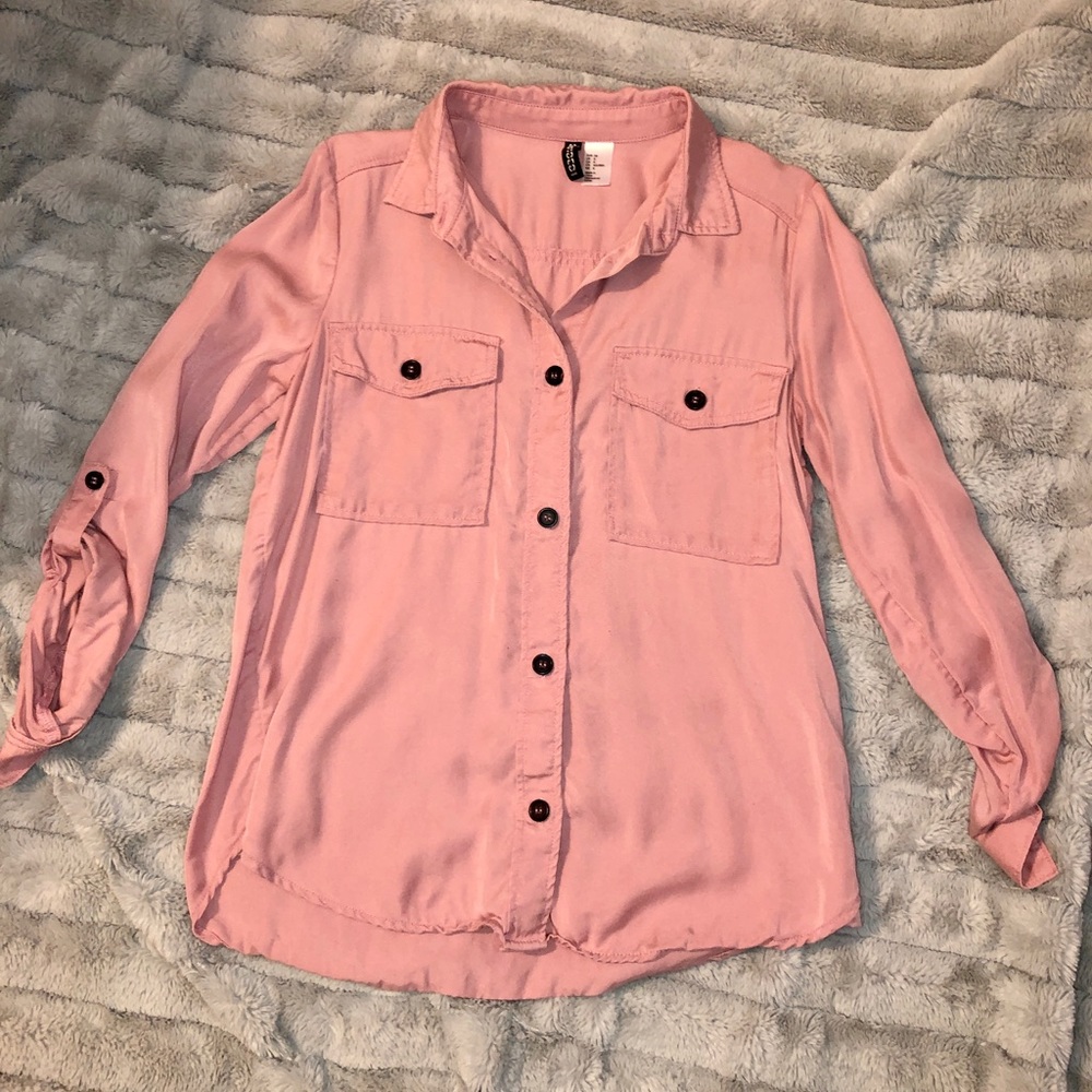 Pink button up top
